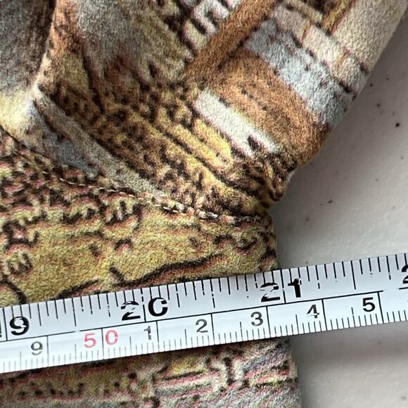 Chicos Womens Sz M Blouse Shirt Oriental Asian Women Geisha All Over Print Uniq - Picture 11 of 12